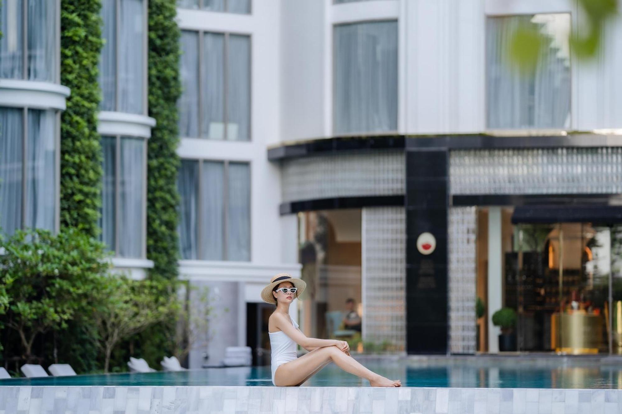 The Salil Hotel Riverside Bangkok Dış mekan fotoğraf The hotel's pool